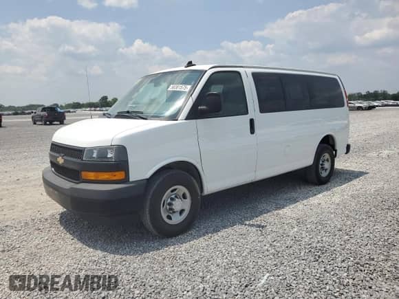 2019 Chevrolet Express Passenger LS z VIN 1GAWGEFG4K1340118, wystawiony jako Copart lot #58381575 z przebiegiem 94 030 mil mil oraz Czysty tytuł • Clean title. Historia ofert i sprzedaży dostępna na DreamBid. Obrazek 1.