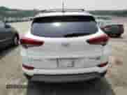2017 Hyundai Tucson Value z VIN KM8J3CA20HU313644, wystawiony jako Copart lot #60212675 z przebiegiem 123 645 mil mil oraz Czysty tytuł • Clean title. Historia ofert i sprzedaży dostępna na DreamBid. Obrazek 6.