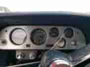 1963 Chevrolet Corvair z VIN 30967W299256, wystawiony jako Copart lot #68068714 z przebiegiem 4 129 mil mil oraz Szkoda całkowita • Salvage title. Historia ofert i sprzedaży dostępna na DreamBid. Obrazek 9.