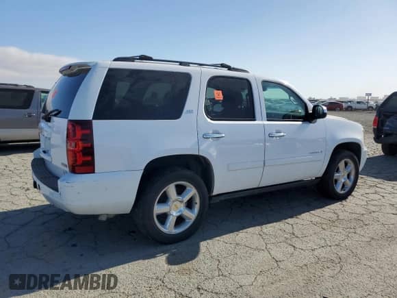 2007 Chevrolet Tahoe LTZ с VIN 1GNFK13067R358092, выставлен на аукционе Copart как лот 58640785 с пробегом Не указан миль и Чистый • Clean title. История ставок и продаж доступна на DreamBid. Изображение 3.