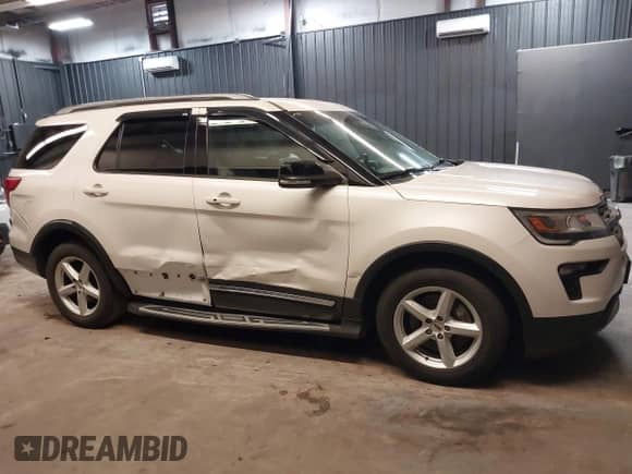 2018 Ford Explorer XLT с VIN 1FM5K7D89JGA54488, выставлен на аукционе IAAI как лот 42558280 с пробегом 56 106 миль миль и . История ставок и продаж доступна на DreamBid. Изображение 13.