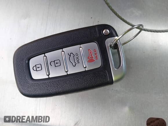 2012 Hyundai Genesis 4.6L с VIN KMHGC4DFXCU155983, выставлен на аукционе IAAI как лот 42702914 с пробегом 100 171 миль миль и . История ставок и продаж доступна на DreamBid. Изображение 11.