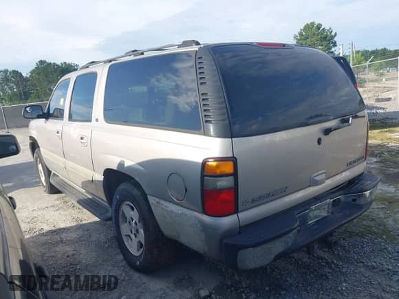 2005 Chevrolet Suburban LT with VIN 3GNEC16Z35G218324, listed as a IAAI auction lot 42544947 with Not provided miles and . Bid and sale history available at DreamBid. Image 3.