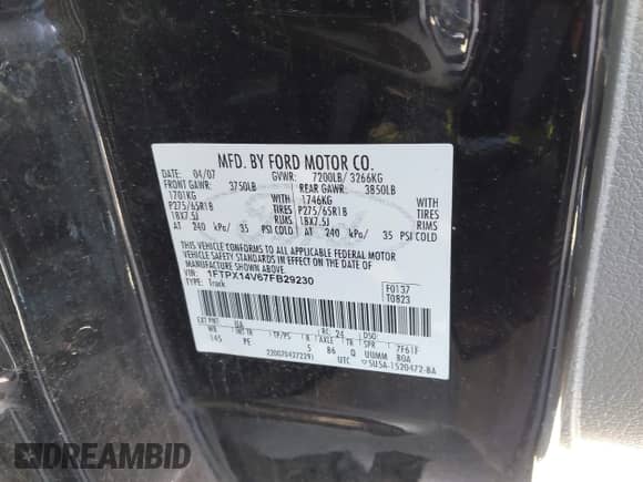 2007 Ford F-150 XLT with VIN 1FTPX14V67FB29230, listed as a IAAI auction lot 43186702 with 178,796 mi miles and . Bid and sale history available at DreamBid. Image 9.