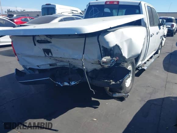 2014 Ram 1500 Big Horn z VIN 1C6RR6GT8ES236799, wystawiony jako IAAI lot #43083436 z przebiegiem 57 359 mil mil oraz . Historia ofert i sprzedaży dostępna na DreamBid. Obrazek 18.