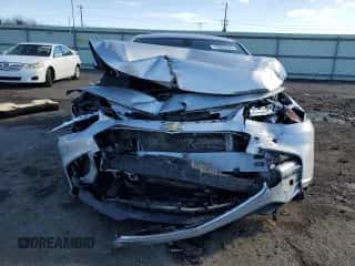 2016 Chevrolet Malibu LT z VIN 1G1ZE5ST5GF288501, wystawiony jako Copart lot #89809105 z przebiegiem 106 839 mil mil oraz Szkoda całkowita • Salvage title. Historia ofert i sprzedaży dostępna na DreamBid. Obrazek 5.
