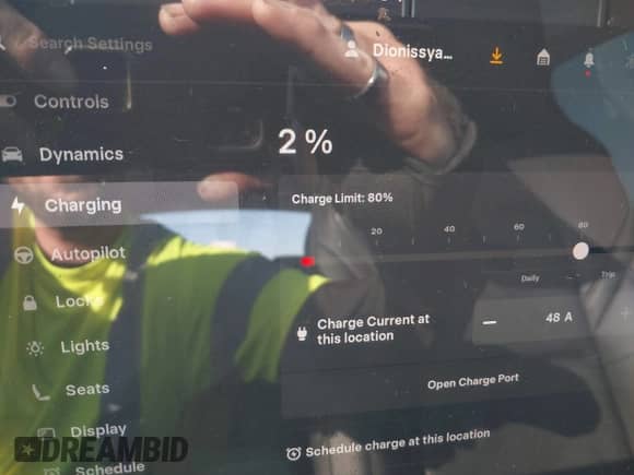 2024 Tesla Model Y с VIN 7SAYGDED7RF097801, выставлен на аукционе IAAI как лот 43345626 с пробегом 12 959 миль миль и . История ставок и продаж доступна на DreamBid. Изображение 17.