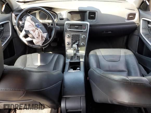 2015 Volvo S60 T5 Premier с VIN YV1612TK3F1345598, выставлен на аукционе Copart как лот 62350205 с пробегом 152 747 миль миль и Списание • Salvage title. История ставок и продаж доступна на DreamBid. Изображение 8.