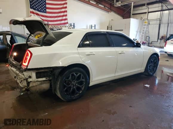 2018 Chrysler 300 S с VIN 2C3CCAGG3JH160629, выставлен на аукционе Copart как лот 65778725 с пробегом 118 403 миль миль и Чистый • Clean title. История ставок и продаж доступна на DreamBid. Изображение 3.