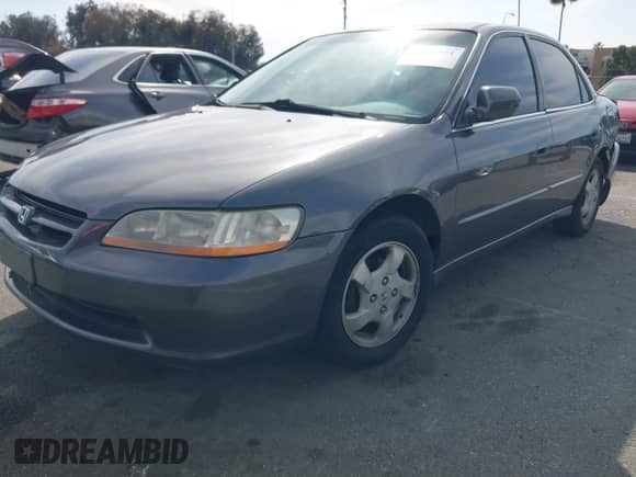 2000 Honda Accord EX with VIN JHMCG6685YC014106, listed as a IAAI auction lot 41753951 with 157,599 mi miles and . Bid and sale history available at DreamBid. Image 17.