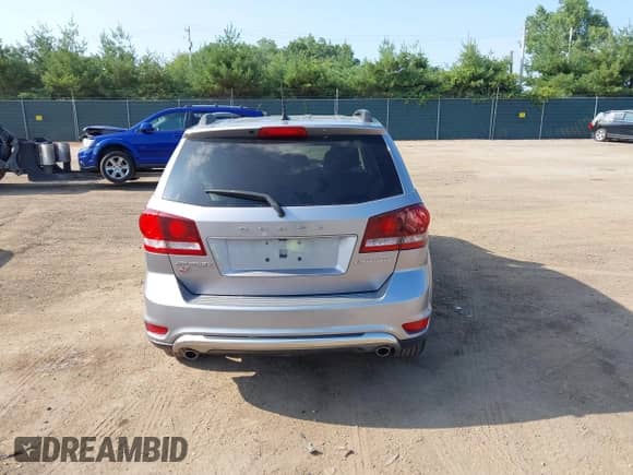 2018 Dodge Journey Crossroad with VIN 3C4PDDGG3JT388536, listed as a IAAI auction lot 42683292 with 92,914 mi miles and . Bid and sale history available at DreamBid. Image 17.