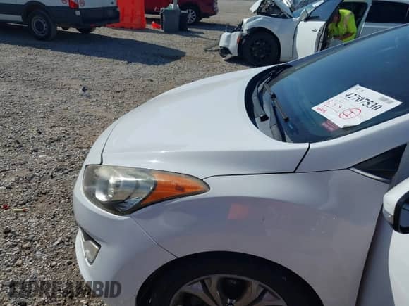 2013 Hyundai Elantra z VIN KMHD35LE8DU033514, wystawiony jako IAAI lot #42707530 z przebiegiem 164 018 mil mil oraz . Historia ofert i sprzedaży dostępna na DreamBid. Obrazek 6.