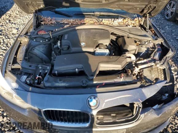 2016 BMW 3 Series 320i xDrive z VIN WBA8E5G51GNT40741, wystawiony jako Copart lot #89641135 z przebiegiem 105 501 mil mil oraz Szkoda całkowita • Salvage title. Historia ofert i sprzedaży dostępna na DreamBid. Obrazek 11.