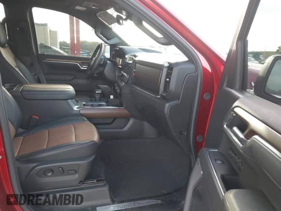 2025 Chevrolet Silverado 1500 z VIN 1GCUKJED9SZ256374, wystawiony jako IAAI lot #43282226 z przebiegiem 8 215 mil mil oraz . Historia ofert i sprzedaży dostępna na DreamBid. Obrazek 5.