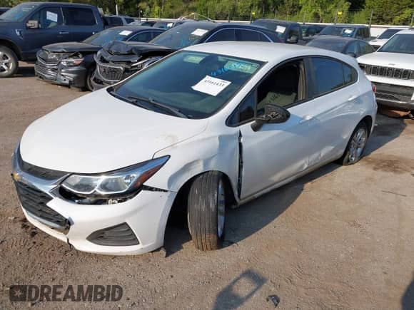 2019 Chevrolet Cruze LS с VIN 3G1BC6SM9KS567718, выставлен на аукционе IAAI как лот 43161433 с пробегом 90 544 миль миль и . История ставок и продаж доступна на DreamBid. Изображение 2.