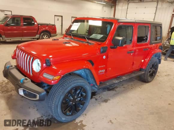 2022 Jeep Wrangler Unlimited Sahara с VIN 1C4JJXP65NW192508, выставлен на аукционе IAAI как лот 42214155 с пробегом 17 683 миль миль и . История ставок и продаж доступна на DreamBid. Изображение 2.