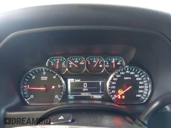 2015 Chevrolet Silverado 1500 LT z VIN 1GCRCREC4FZ231395, wystawiony jako IAAI lot #41831339 z przebiegiem 143 137 mil mil oraz . Historia ofert i sprzedaży dostępna na DreamBid. Obrazek 7.