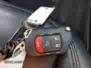 2021 Jeep Wrangler Unlimited Sahara Altitude z VIN 1C4HJXENXMW610004, wystawiony jako IAAI lot #41434506 z przebiegiem 27 726 mil mil oraz . Historia ofert i sprzedaży dostępna na DreamBid. Obrazek 11.