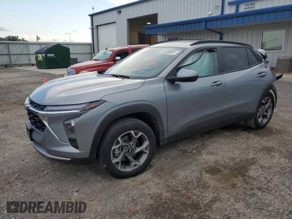 2024 Chevrolet Trax LT with VIN KL77LHE26RC129321, listed as a Copart auction lot 81609585 with 45,622 mi miles and Non repairable. Bid and sale history available at DreamBid. Image 1.