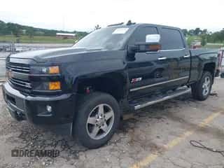 2015 Chevrolet Silverado 2500HD LTZ с VIN 1GC1KWE8XFF642344, выставлен на аукционе IAAI как лот 43053101 с пробегом 169 693 миль миль и . История ставок и продаж доступна на DreamBid. Изображение 2.