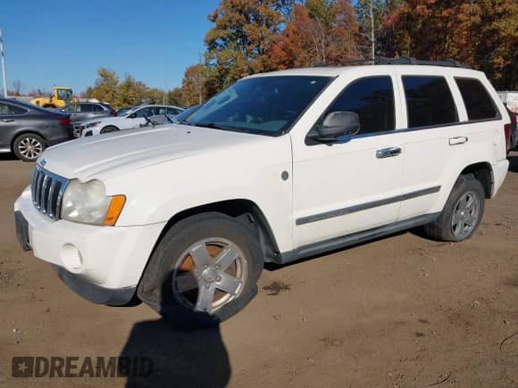 2007 Jeep Grand Cherokee Limited с VIN 1J8HR58237C521873, выставлен на аукционе IAAI как лот 43529914 с пробегом 186 910 миль миль и . История ставок и продаж доступна на DreamBid. Изображение 2.