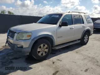 2007 Ford Explorer XLT with VIN 1FMEU73867UA47570, listed as a Copart auction lot 56830095 with 207,932 mi miles and Salvage title. Bid and sale history available at DreamBid. Image 1.