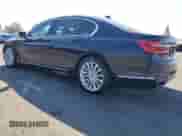2018 BMW 7 Series 740i z VIN WBA7E2C59JG741921, wystawiony jako Copart lot #66907325 z przebiegiem 62 678 mil mil oraz Szkoda całkowita • Salvage title. Historia ofert i sprzedaży dostępna na DreamBid. Obrazek 2.