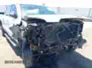 2018 GMC Sierra 1500 SLT z VIN 3GTU1NERXJG202778, wystawiony jako IAAI lot #42659053 z przebiegiem 59 751 mil mil oraz . Historia ofert i sprzedaży dostępna na DreamBid. Obrazek 6.