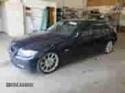 2010 BMW 3 Series 335d z VIN WBAPN7C56AA779042, wystawiony jako Copart lot #71813905 z przebiegiem 179 200 mil mil oraz Szkoda całkowita • Salvage title. Historia ofert i sprzedaży dostępna na DreamBid. Obrazek 1.