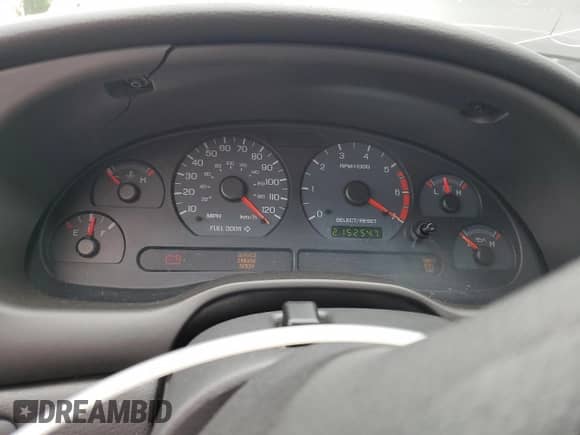 2004 Ford Mustang Standard z VIN 1FAFP404X4F102320, wystawiony jako Copart lot #69844875 z przebiegiem 215 254 mil mil oraz Szkoda całkowita • Salvage title. Historia ofert i sprzedaży dostępna na DreamBid. Obrazek 9.