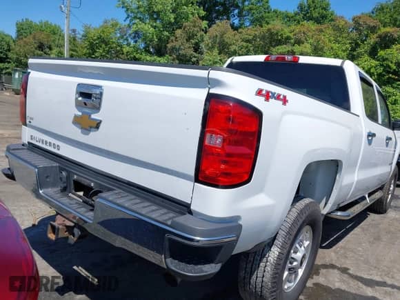 2016 Chevrolet Silverado 2500HD Work Truck с VIN 1GC1KUEG6GF256324, выставлен на аукционе IAAI как лот 42234540 с пробегом 131 561 миль миль и . История ставок и продаж доступна на DreamBid. Изображение 16.