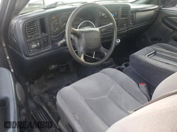 2002 GMC Sierra 1500 z VIN 1GTEC14W02Z254484, wystawiony jako Copart lot #68341995 z przebiegiem 212 814 mil mil oraz Szkoda całkowita • Salvage title. Historia ofert i sprzedaży dostępna na DreamBid. Obrazek 8.