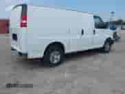 2016 Chevrolet Express Cargo z VIN 1GCWGAFF8G1203357, wystawiony jako IAAI lot #42563452 z przebiegiem 247 668 mil mil oraz . Historia ofert i sprzedaży dostępna na DreamBid. Obrazek 4.