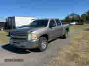 2013 Chevrolet Silverado 1500 LT z VIN 3GCPCSEA9DG215414, wystawiony jako Copart lot #83071594 z przebiegiem 230 791 mil mil oraz Czysty tytuł • Clean title. Historia ofert i sprzedaży dostępna na DreamBid. Obrazek 2.