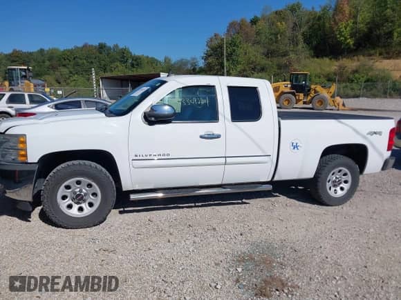 2012 Chevrolet Silverado 1500 LT с VIN 1GCRKSE7XCZ110329, выставлен на аукционе IAAI как лот 43309224 с пробегом 109 118 миль миль и . История ставок и продаж доступна на DreamBid. Изображение 19.