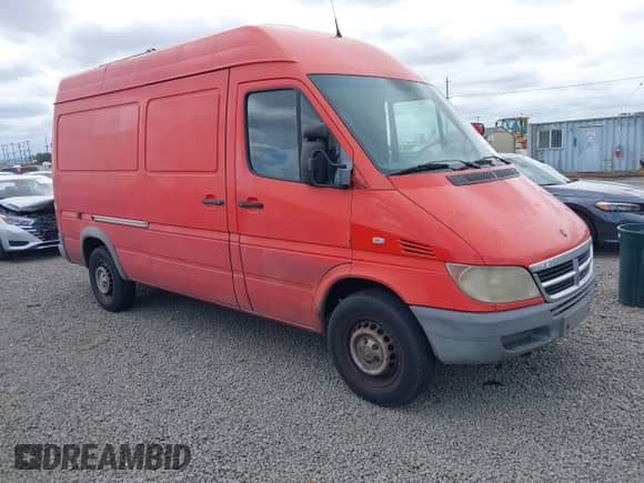 2004 Dodge Sprinter with VIN WD2PD644645649148, listed as a IAAI auction lot 42911260 with 399,844 mi miles and . Bid and sale history available at DreamBid. Image 1.