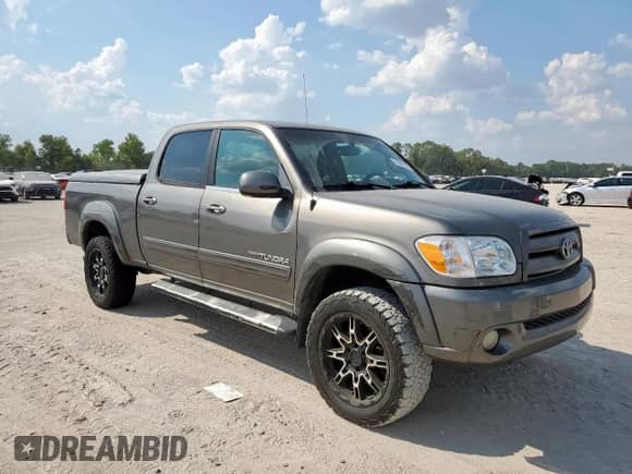 2006 Toyota Tundra Limited с VIN 5TBET38176S517452, выставлен на аукционе Copart как лот 81087995 с пробегом 286 686 миль миль и Списание • Salvage title. История ставок и продаж доступна на DreamBid. Изображение 4.