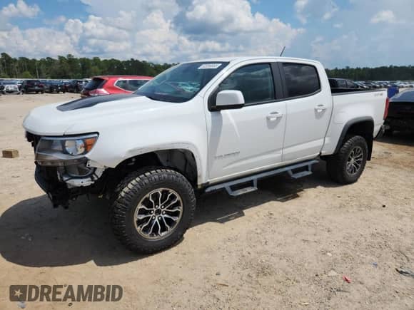 2022 Chevrolet Colorado 4WD ZR2 z VIN 1GCGTEENXN1276954, wystawiony jako Copart lot #63056855 z przebiegiem 39 839 mil mil oraz Szkoda całkowita • Salvage title. Historia ofert i sprzedaży dostępna na DreamBid. Obrazek 1.