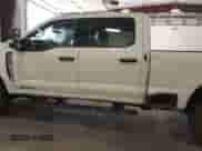 2024 Ford F-250 XL z VIN 1FT7W2BTXRED57136, wystawiony jako IAAI lot #43162846 z przebiegiem 44 979 mil mil oraz . Historia ofert i sprzedaży dostępna na DreamBid. Obrazek 14.