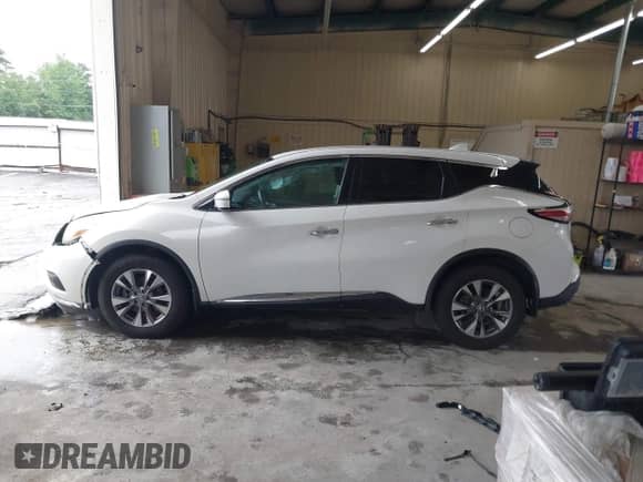 2017 Nissan Murano Platinum z VIN 5N1AZ2MH0HN185778, wystawiony jako IAAI lot #42897557 z przebiegiem 106 990 mil mil oraz . Historia ofert i sprzedaży dostępna na DreamBid. Obrazek 14.