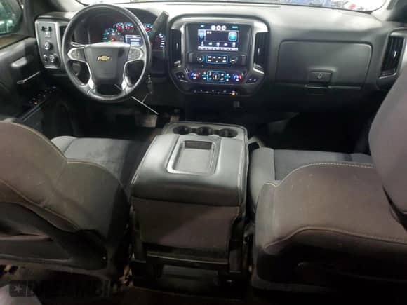 2015 Chevrolet Silverado 1500 LT with VIN 3GCUKREC7FG141638, listed as a Copart auction lot 67964235 with 175,135 mi miles and Clean title. Bid and sale history available at DreamBid. Image 8.