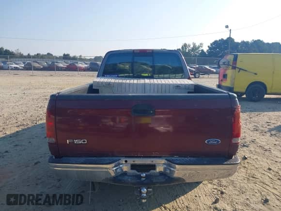 1997 Ford F-150 с VIN 1FTDX1763VNC89799, выставлен на аукционе IAAI как лот 43269047 с пробегом 143 085 миль миль и . История ставок и продаж доступна на DreamBid. Изображение 16.