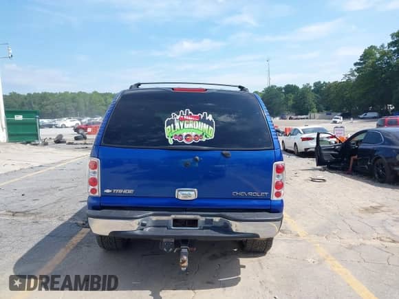 2003 Chevrolet Tahoe LS z VIN 1GNEC13Z63R269186, wystawiony jako IAAI lot #42649812 z przebiegiem 334 117 mil mil oraz . Historia ofert i sprzedaży dostępna na DreamBid. Obrazek 15.