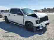 2013 Ford F-150 XLT с VIN 1FTFW1ET8DFA50018, выставлен на аукционе Copart как лот 80842835 с пробегом 241 595 миль миль и Списание • Salvage title. История ставок и продаж доступна на DreamBid. Изображение 4.