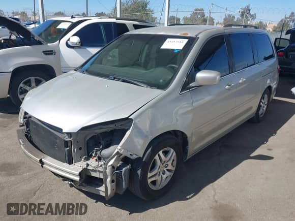 2005 Honda Odyssey EX с VIN 5FNRL38495B416810, выставлен на аукционе IAAI как лот 43412581 с пробегом 282 714 миль миль и . История ставок и продаж доступна на DreamBid. Изображение 21.