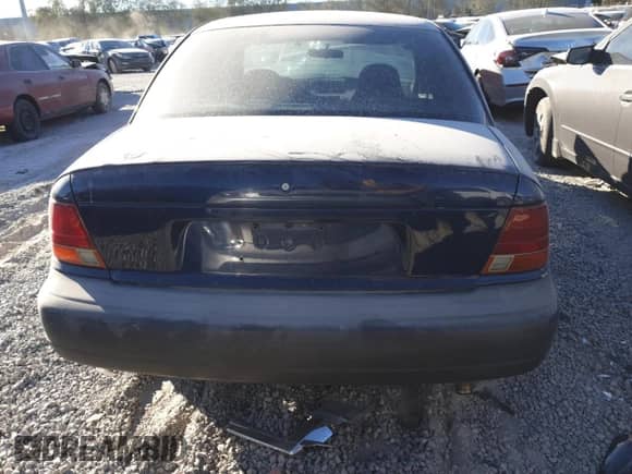 1999 Saturn SL with VIN 1G8ZH5289XZ336486, listed as a Copart auction lot 83240394 with Not provided miles and Non repairable. Bid and sale history available at DreamBid. Image 6.