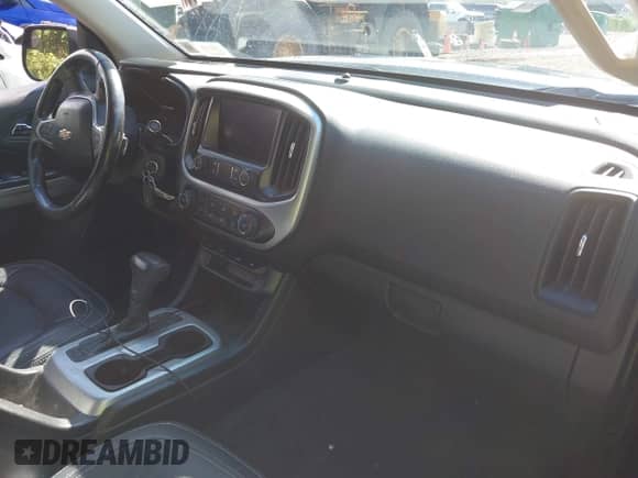 2020 Chevrolet Colorado 4WD LT с VIN 1GCGTCEN5L1116028, выставлен на аукционе IAAI как лот 42753819 с пробегом 61 394 миль миль и . История ставок и продаж доступна на DreamBid. Изображение 5.