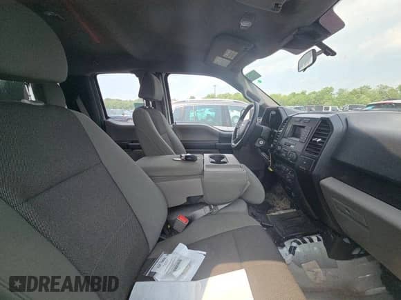 2019 Ford F-150 XL with VIN 1FTEX1EP6KKE99861, listed as a IAAI auction lot 43552263 with 195,197 mi miles and . Bid and sale history available at DreamBid. Image 1.