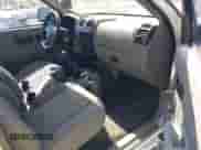 2006 Chevrolet Colorado Work Truck z VIN 1GCCS198668272911, wystawiony jako IAAI lot #43321284 z przebiegiem 165 178 mil mil oraz . Historia ofert i sprzedaży dostępna na DreamBid. Obrazek 5.