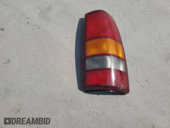 2000 Chevrolet Silverado 1500 LS z VIN 2GCEC19W2Y1405142, wystawiony jako Copart lot #80084545 z przebiegiem 200 435 mil mil oraz Szkoda całkowita • Salvage title. Historia ofert i sprzedaży dostępna na DreamBid. Obrazek 12.